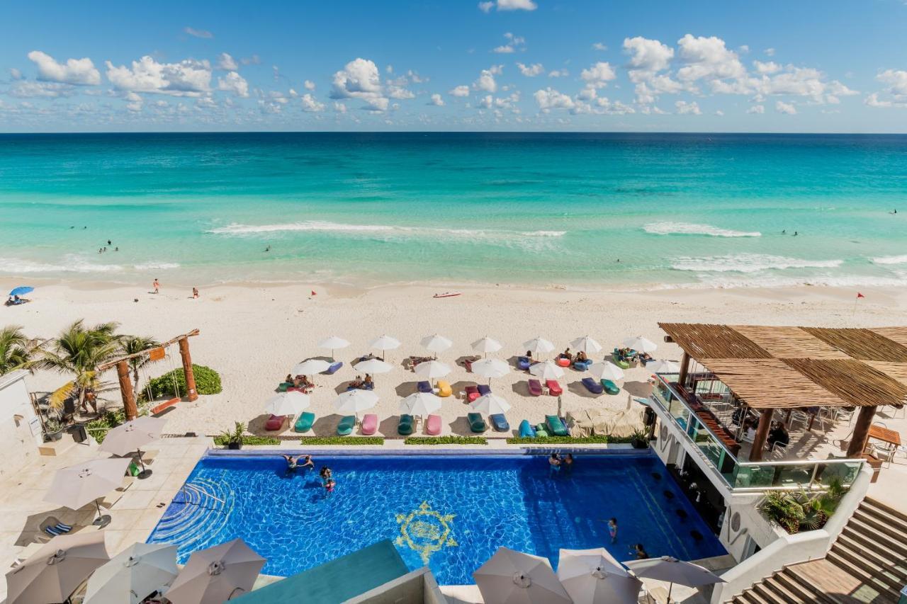 *Turquoise Escape- Beachfront Studio By Casa Paraiso* Cancun Dış mekan fotoğraf