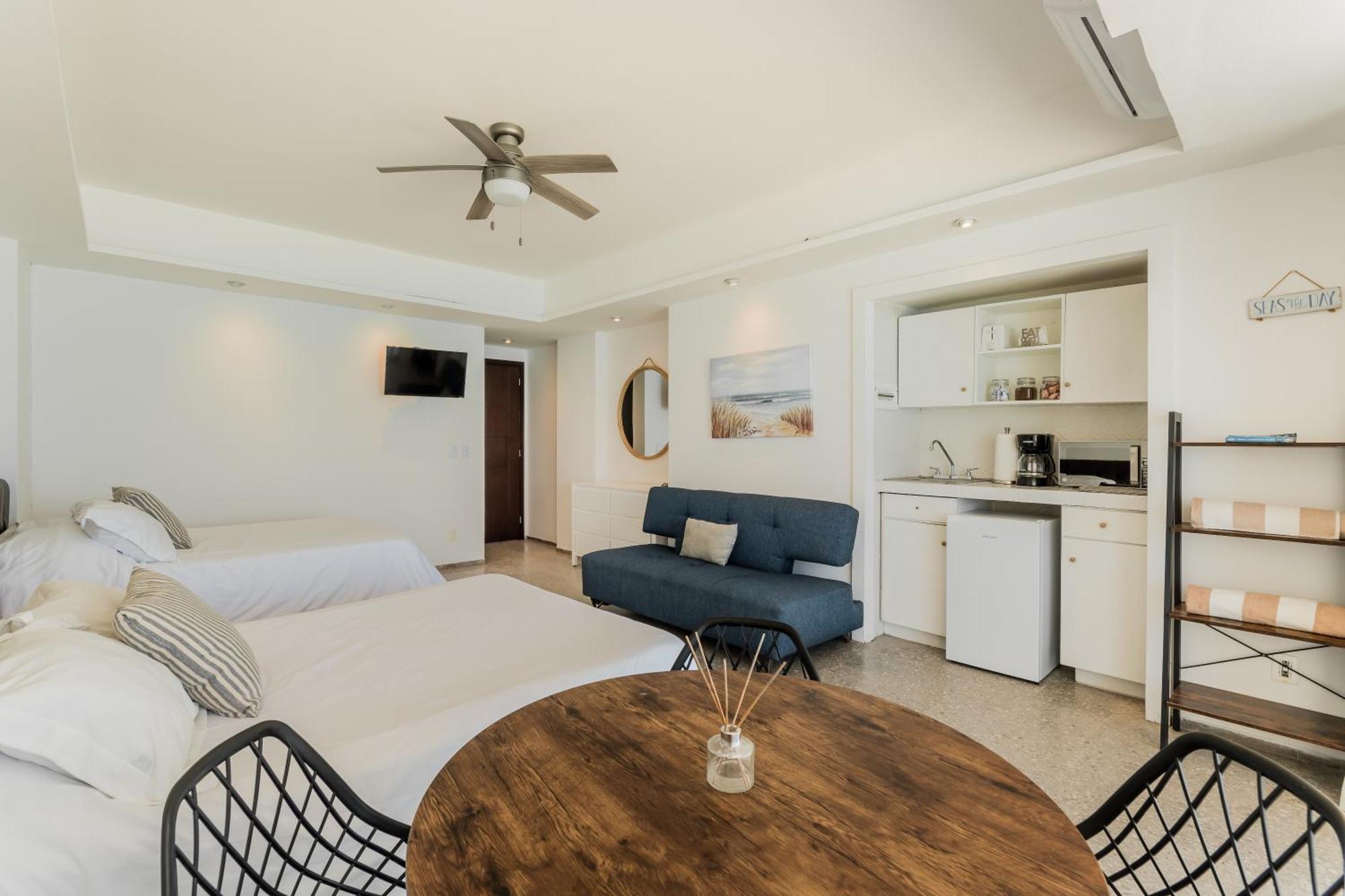 *Turquoise Escape- Beachfront Studio By Casa Paraiso* Cancun Dış mekan fotoğraf